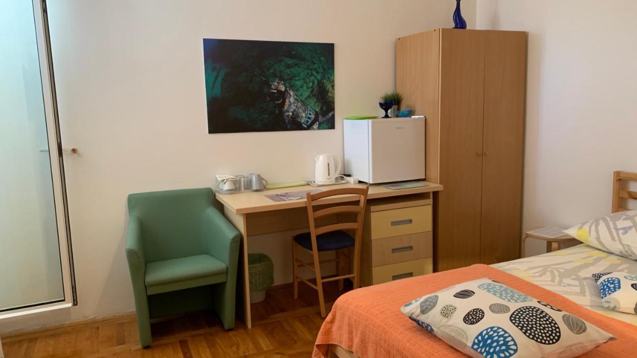 Studio Apartment And Rooms Adria Vodice Dış mekan fotoğraf
