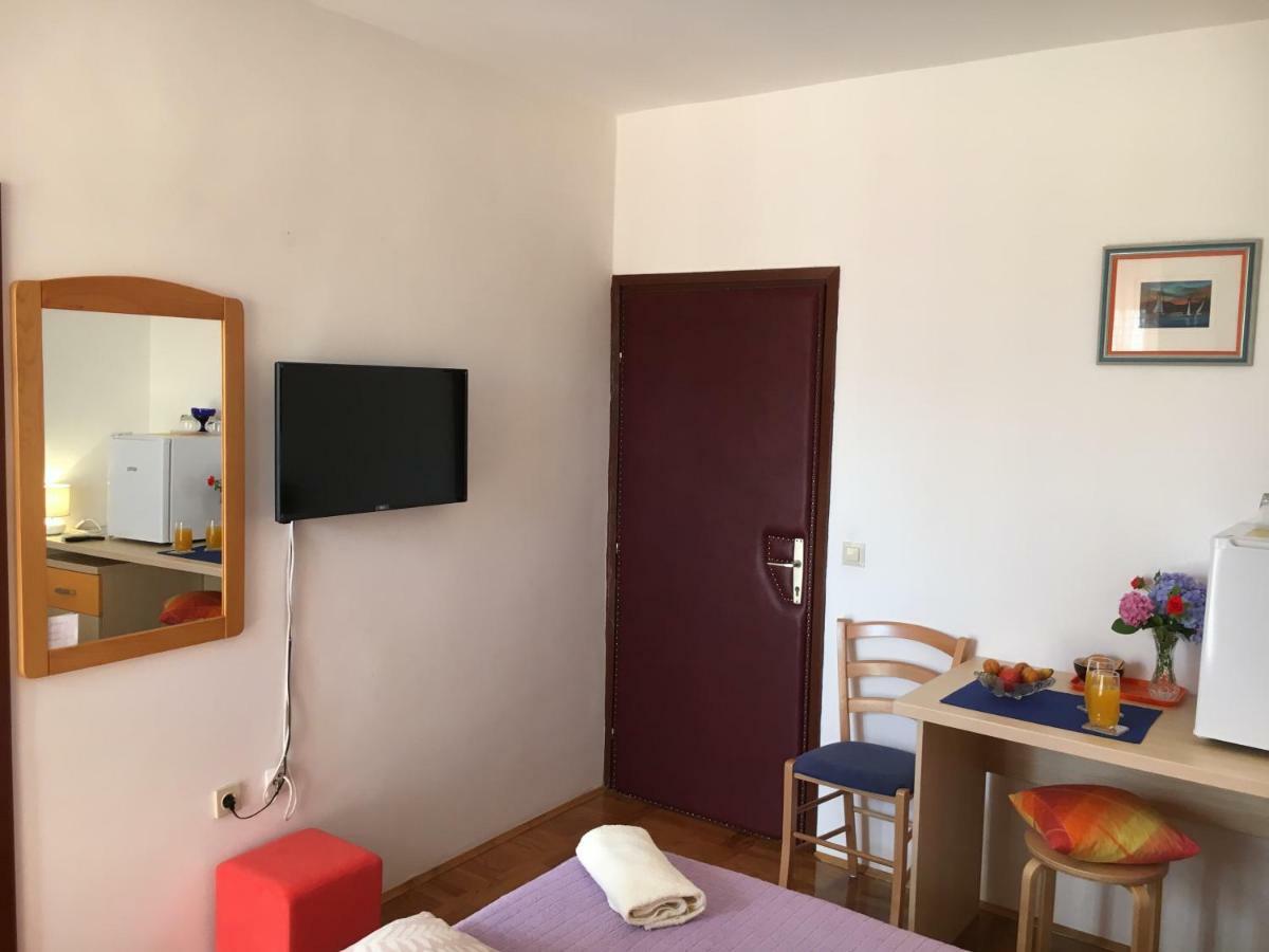 Studio Apartment And Rooms Adria Vodice Dış mekan fotoğraf